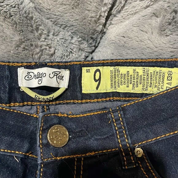 Size 9 skinny jean by indigo rain, cotton poly spandex. Regular length. - Picture 3 of 3